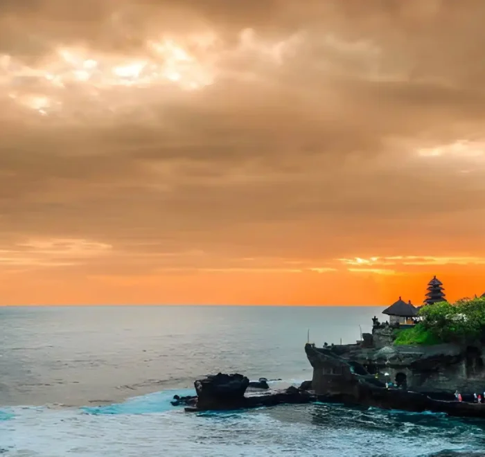 Tanah lot temple sunset