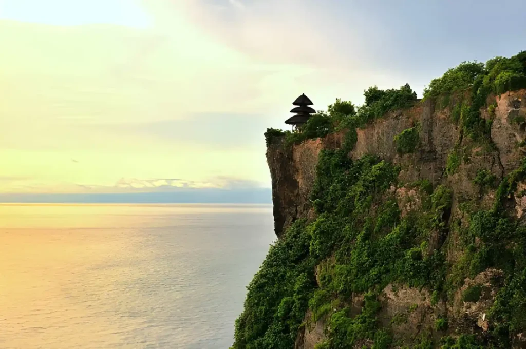 Uluwatu Temple Cliff Viewpoint