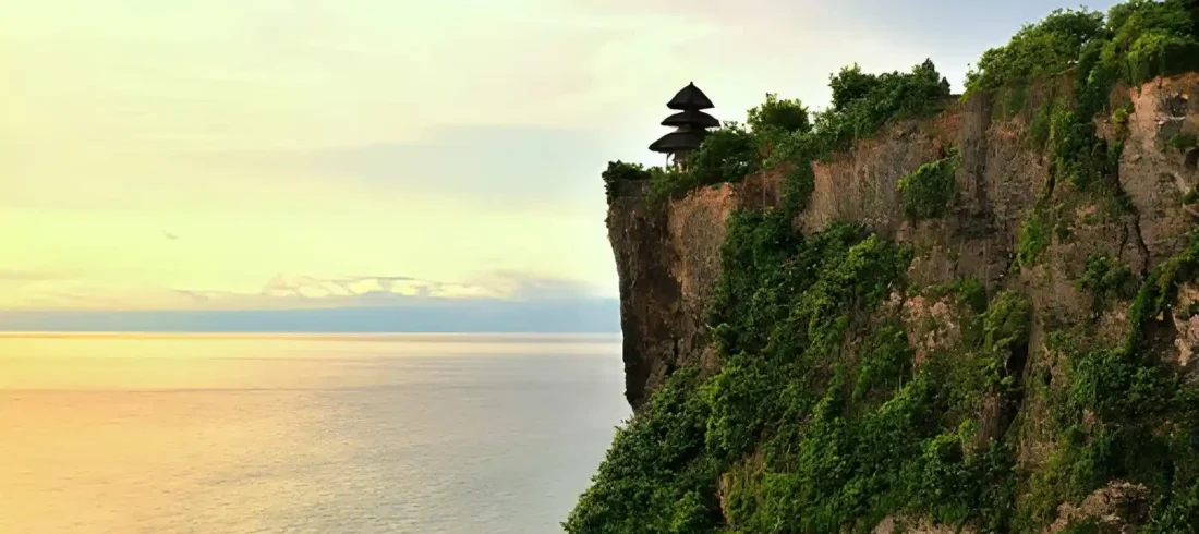 Uluwatu Temple Cliff Viewpoint