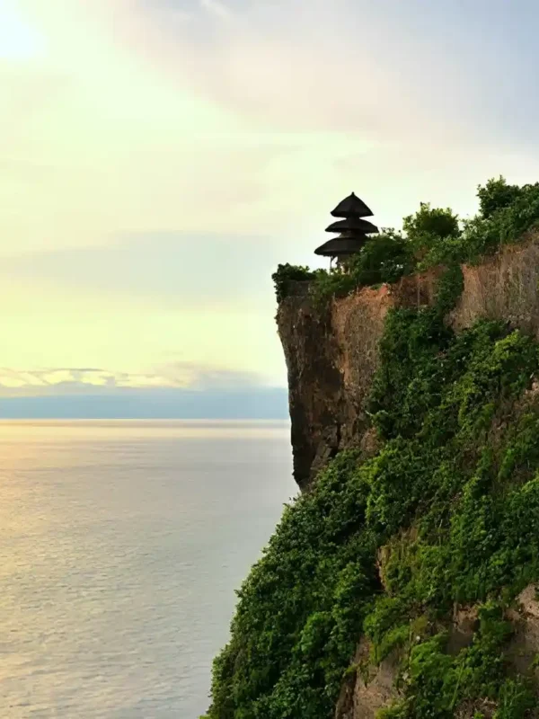 Uluwatu Temple Cliff Viewpoint