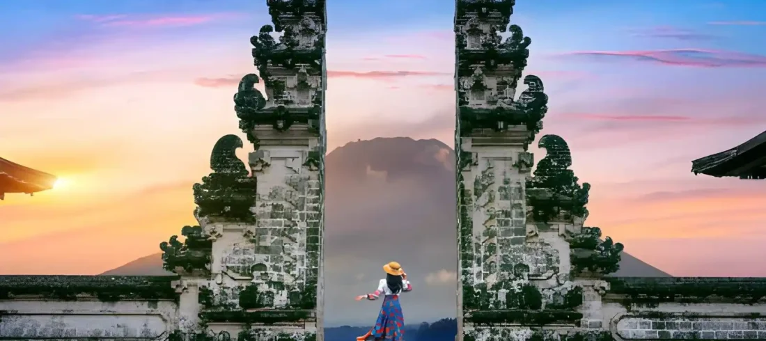 Lempuyang temple sunrise