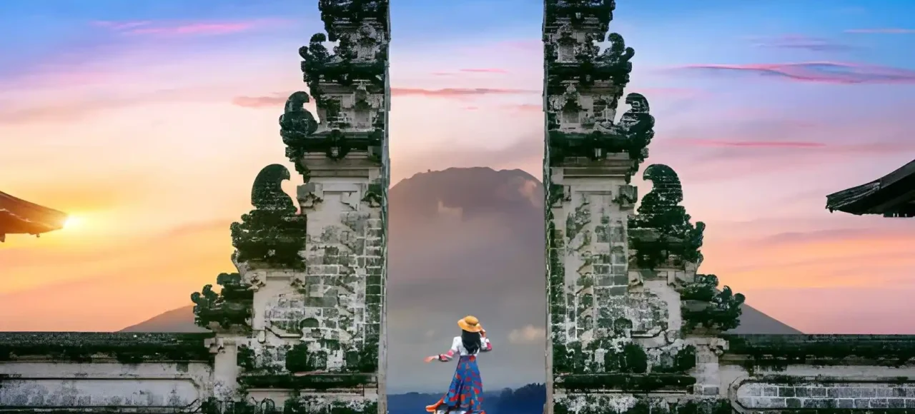 Lempuyang temple sunrise