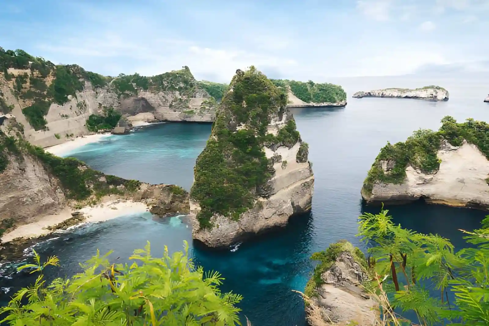 Thousand Islands Viewpoint Nusa Penida
