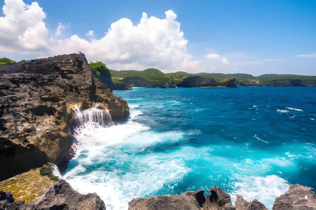 Angel’s Billabong Nusa Penida Best Bali’s Natural Infinity Pool